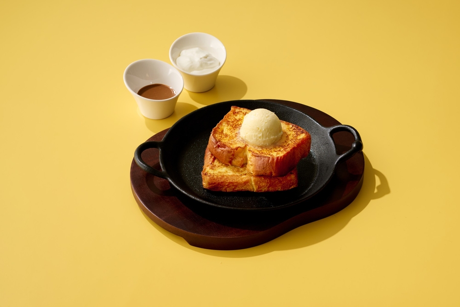作りたてバターとフレンチトースト
