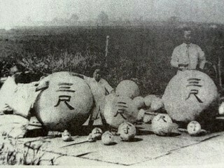100年前の正三尺玉(提供：長谷川健一)