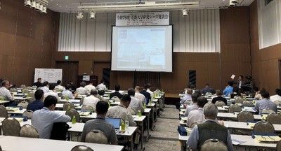 令和7年（2025年）に東京で開催した研究シーズ発表会の様子