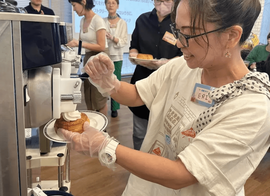 過去のイベントの様子「オリジナルシロノワールを作ろう！」