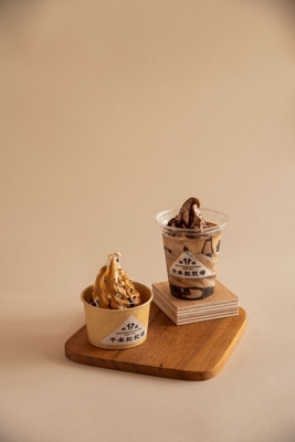 ・キャラメルナッツサンデー 580円 ・カフェモカシェイク 580円
