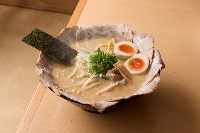 【らーめん喜一郎】 「道産四元豚特製チャーシュー麺」