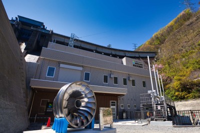 美和発電所＆水車展示