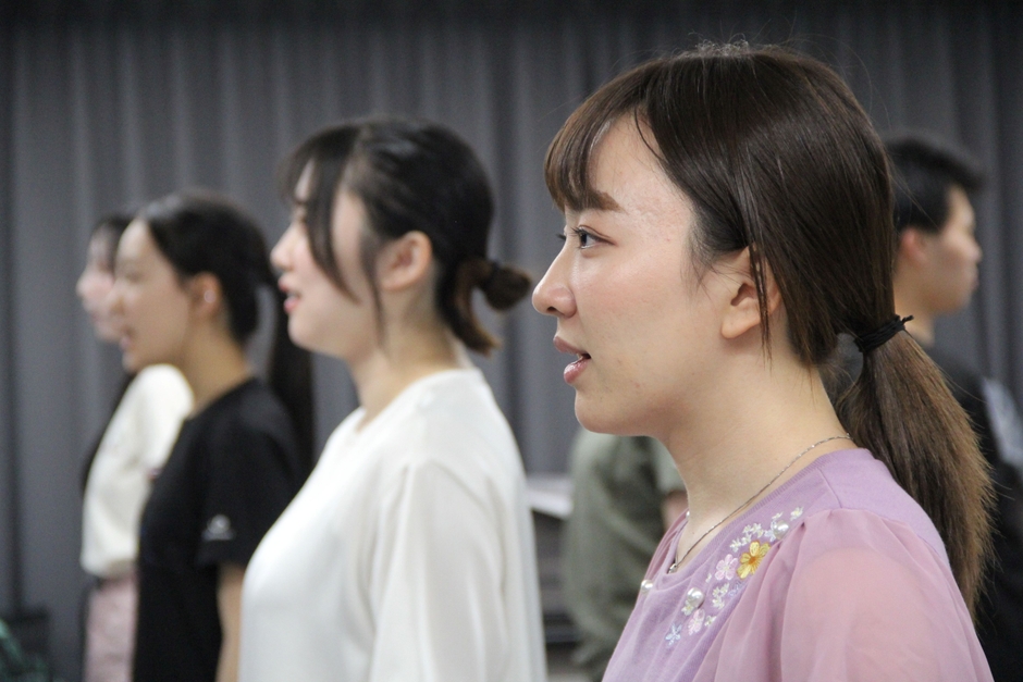 稽古より(2) 稽古場写真 撮影:カメワリミカ子