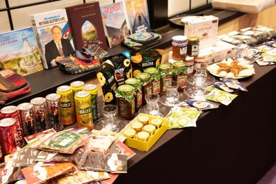 アゼルバイジャンの食品・飲料・地域産品などの展示
