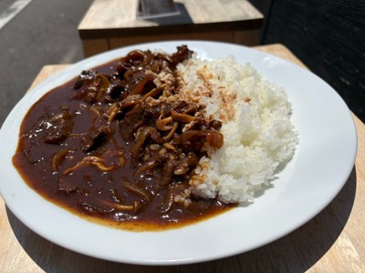 馬すじをたっぷりと使用しました。
