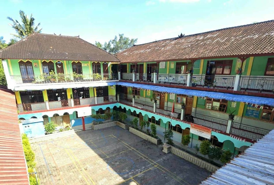 バリ島　学校1