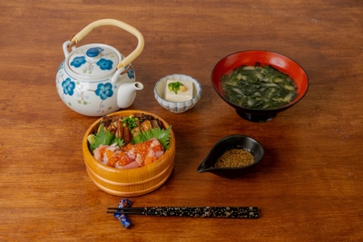 穴子濱丼　セット内容