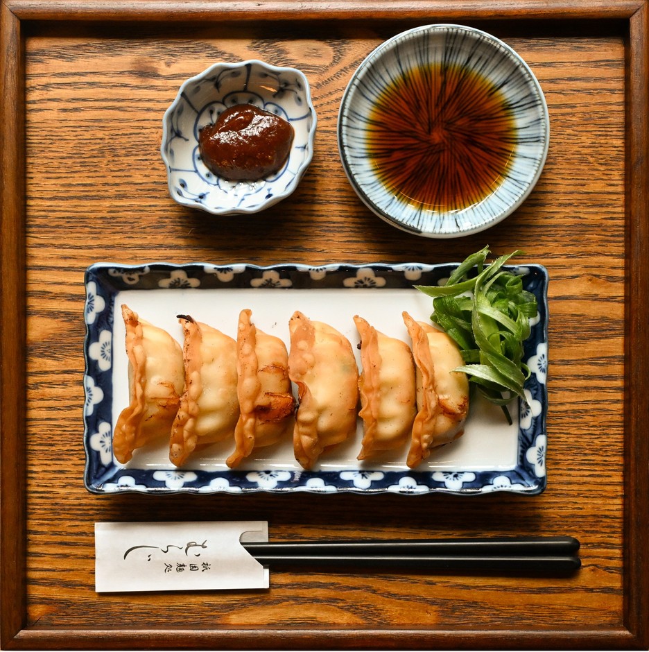 むらじの「揚げ餃子」