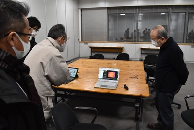 赤外線ドローンの映像をリアルタイム配信して確認