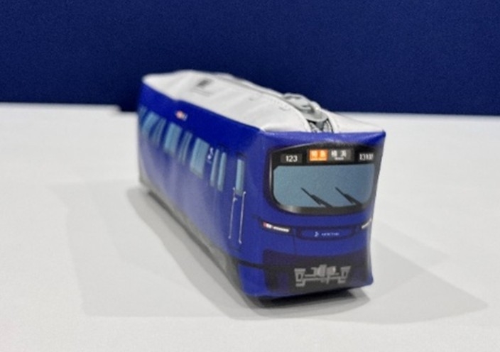 13000系電車型ペンケース