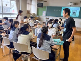 大阪信愛学院中学校・高等学校が「世界の子どもの貧困」をテーマに人権学習　マラウイへの給食支援やネパール・チャド・カンボジアについての学習・発表を実施