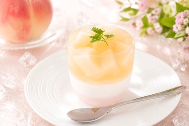 京都・パティスリー洛甘舎　夏季限定「ヴェリーヌ＜ピーチ＞」発売！～桃の美味しさを三層に閉じ込めた、みずみずしい夏のヴェリーヌ～