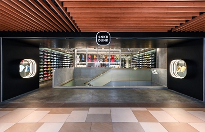 SNKRDUNK シンガポール店