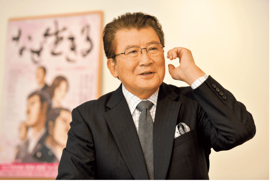 里見 浩太朗氏