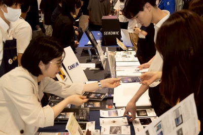 東京工芸大学 写真機材展2026の会場の様子(3)
