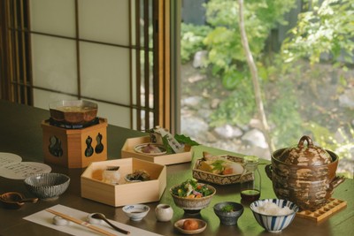 朝日を感じながら個室食事処「天津水」で愉しむ朝餉