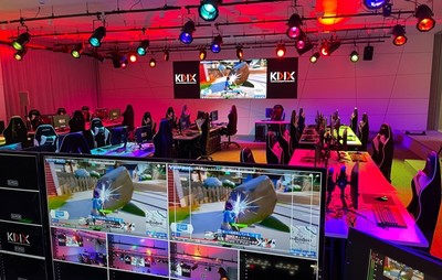 E館（情報学部棟）1階　esports Arena