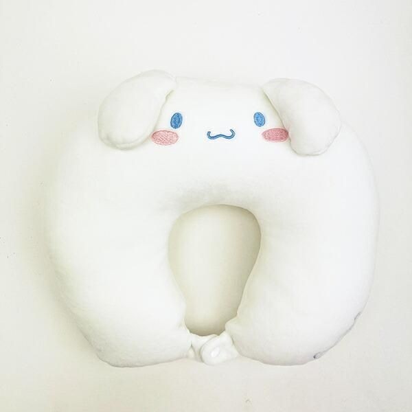 サンリオのネックピロー