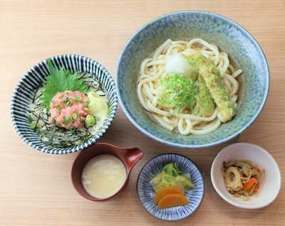 (2)卯兵衛_冷やしぶっかけうどん&ネギトロ小丼~とろろ付き~