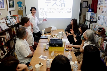 全国各所で実施、死生観カフェ「デス活」ワークショップ、公認心理師が主宰する新しい対話の場
