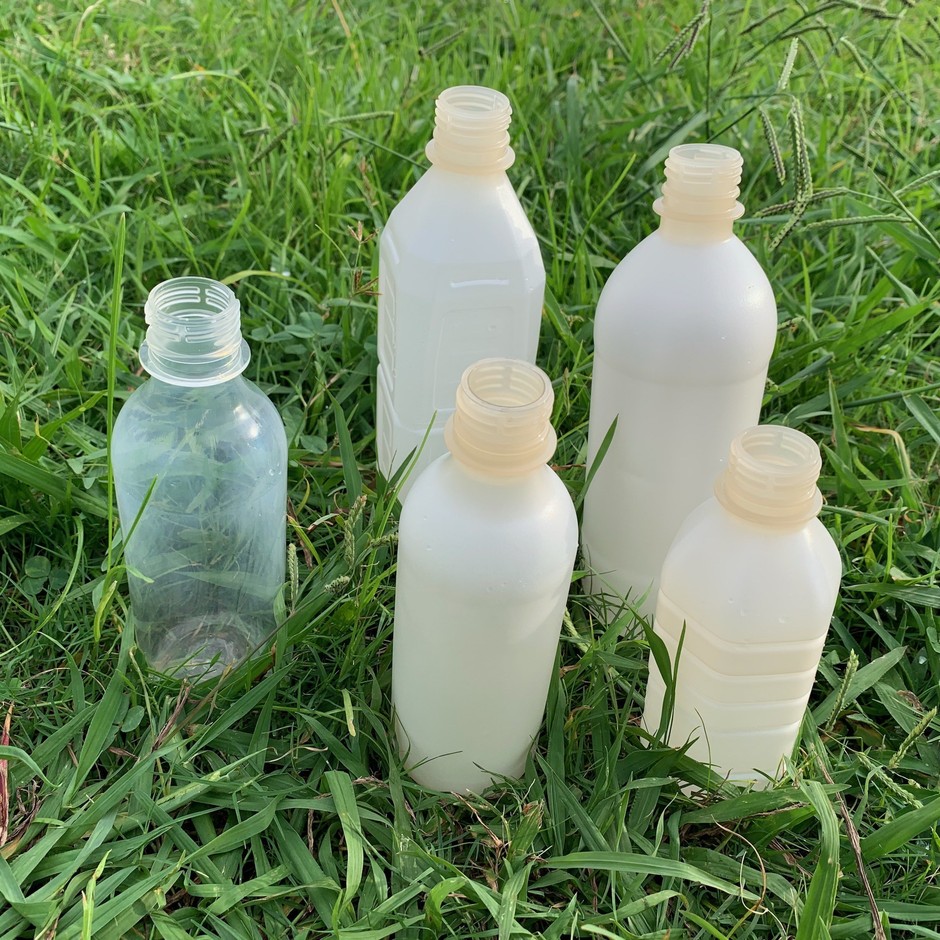 100%植物、天然バイオマス由来の生分解性樹脂製ボトル