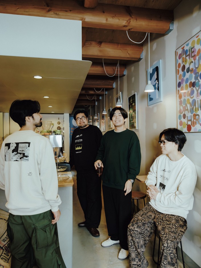 United Athle ×STUTS 