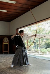 弓道（和弓）の見学会・体験教室
令和8年11月7日（土）開催