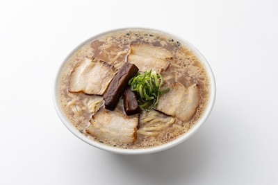豚骨スープで仕立てた「中華そば」