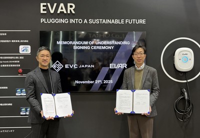 （左）EVC JAPAN株式会社 COO：石井誠 （右）EVAR社 Chief Executive Officer（CEO）：Lee HUN　