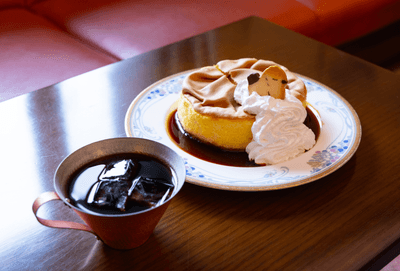 黒部ダムシフォンと水出しコーヒー(ティーラウンジりんどう)