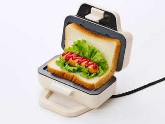 忙しい朝の味方！約2分半でホットサンドを作る時短家電 「パン1枚で焼けるホットサンドメーカー」を発売