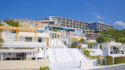 瀬長島ウミカジテラス