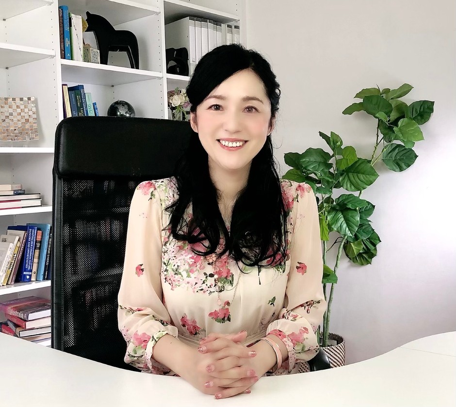 牛窪恵氏