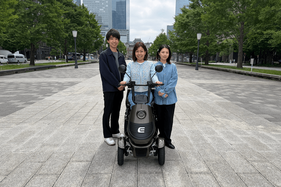 ELEMOsスタッフとELEGRAN G-class