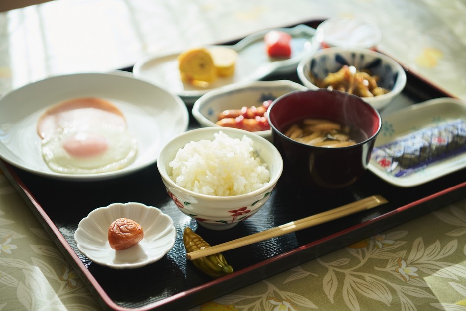 毎日女将らが手作りする旅館の朝食