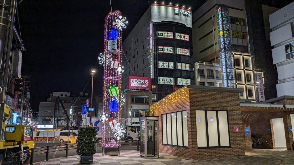 JR新小岩駅南口駅前広場(交通島)