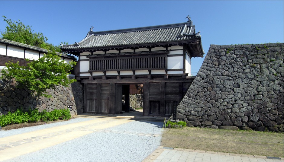 小諸城大手門
