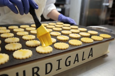BURDIALA サブレナンテール製造の様子