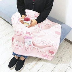 デスクワークにオススメ！ちいかわブランケット。足もとを温かく、心も温かくしませんか？