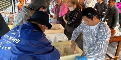 組合員みんなで協力して調理提供いたします。