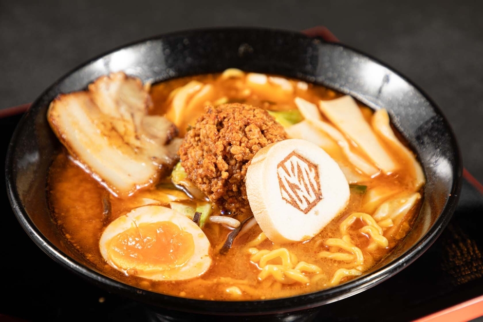 虎厨房特製　十勝大豆そぼろ味噌ラーメン