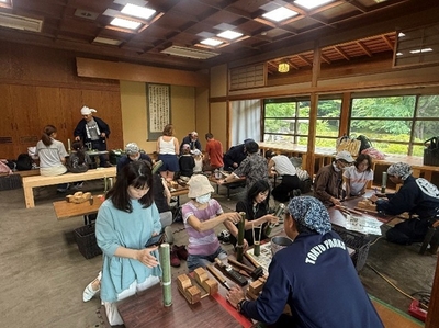 昨年の竹細工教室の様子